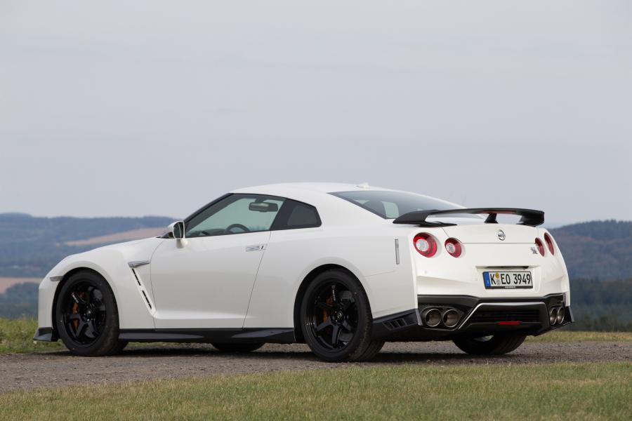  Nissan GT-R Track Edition 2016 года  (WW) (фото 19 из 21)